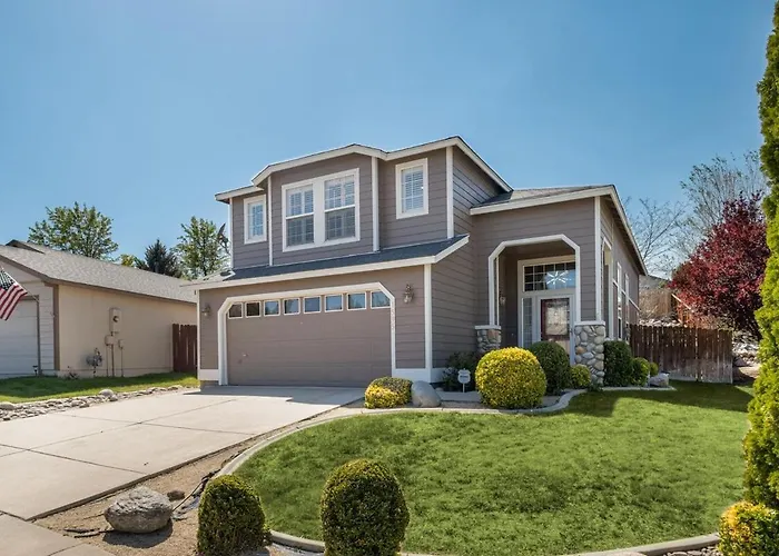 Designer Home Conveniently Located In Reno Nv